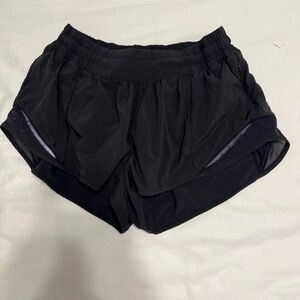 Black lulu shorts